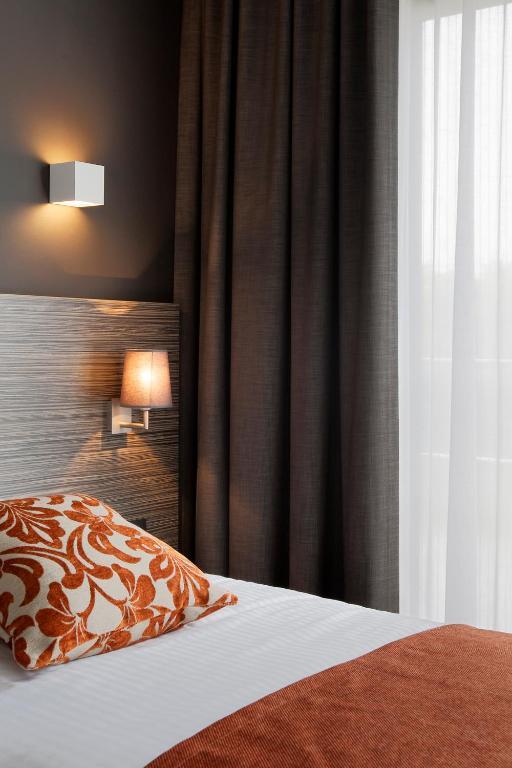 Park Hotel Montreal Mechelen Rom bilde